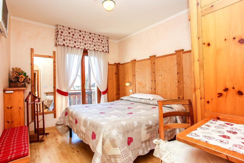 Albergo Adele بورمْيو المظهر الخارجي الصورة